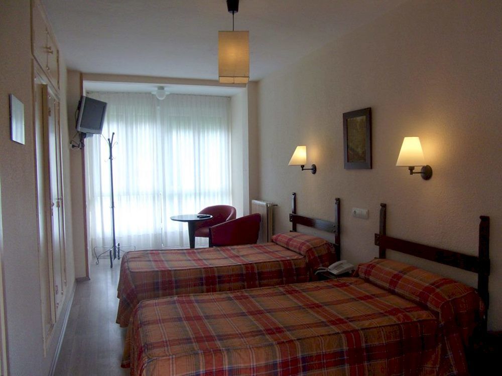 Hotel Termas De Liérganes エクステリア 写真