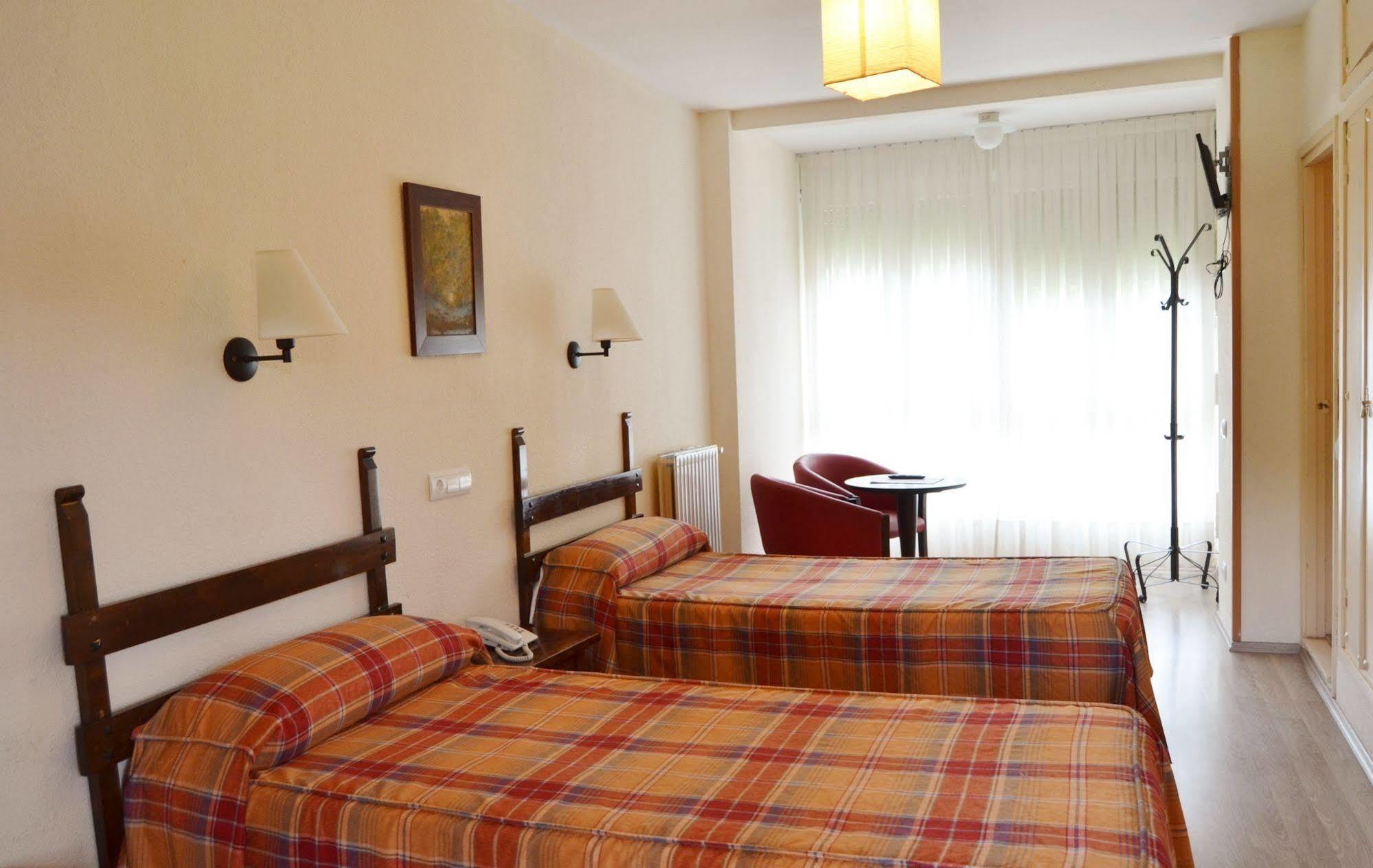 Hotel Termas De Liérganes エクステリア 写真